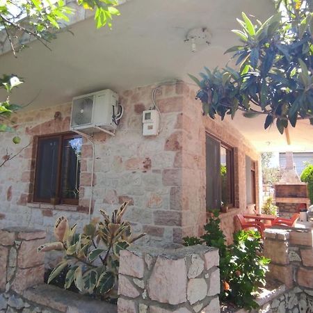 Altin Skrapari Guesthouse Ksamil Bagian luar foto