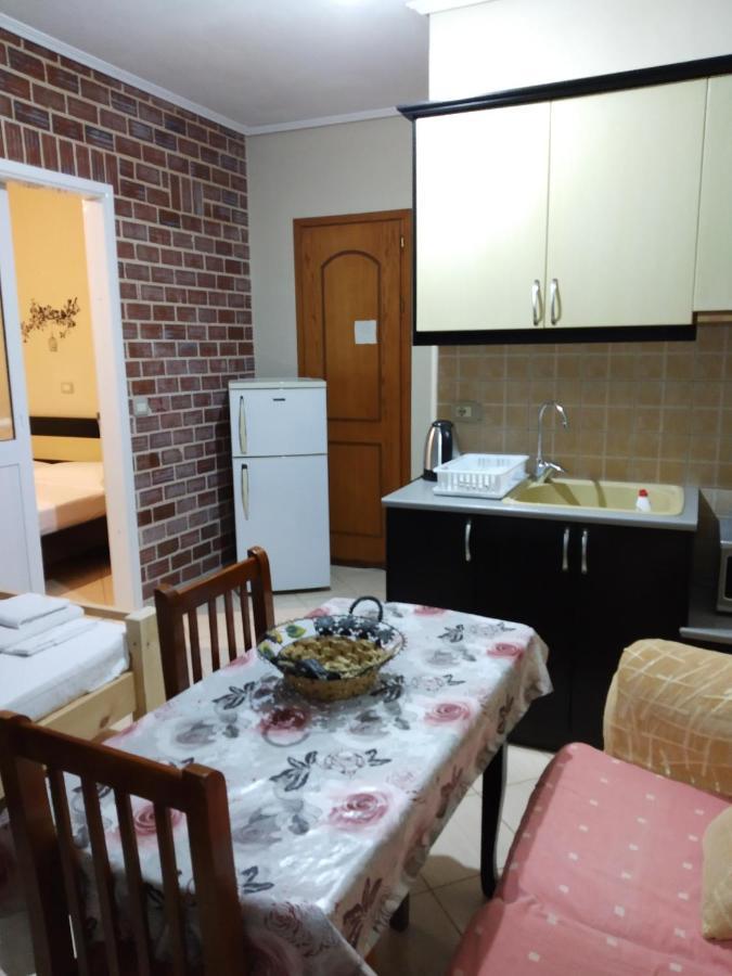 Altin Skrapari Guesthouse Ksamil Bagian luar foto