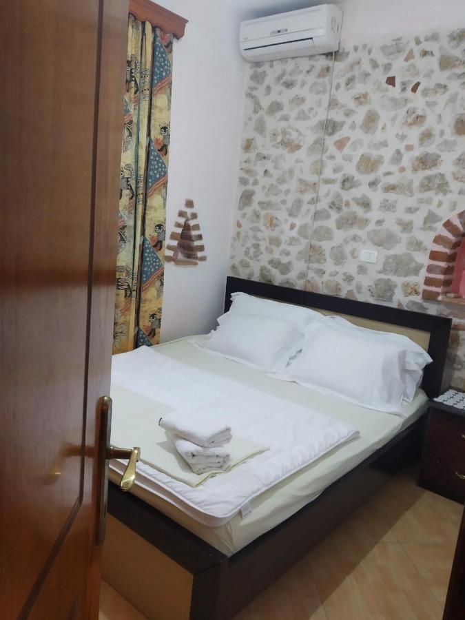 Altin Skrapari Guesthouse Ksamil Bagian luar foto