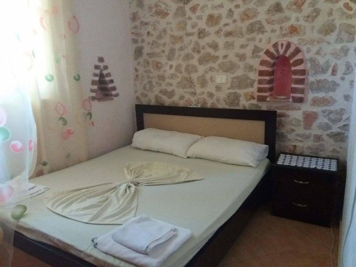 Altin Skrapari Guesthouse Ksamil Bagian luar foto